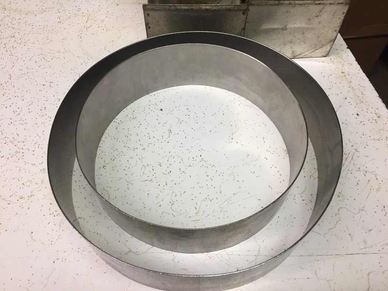 lot 86 image: Ice Cream Cake Molds