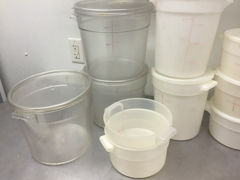 lot 112 image: Cambro Food Storage Containers