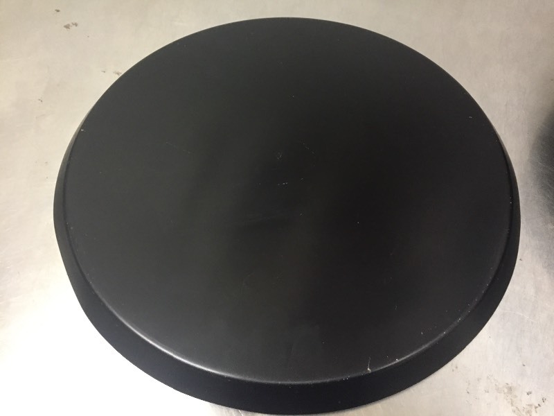 lot 139 image: 13 - 15 Pizza Pans