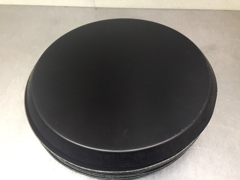 lot 140 image: 12 - 13 Pizza Pans