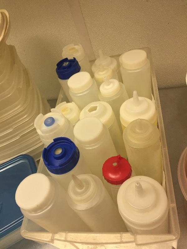 lot 145 image: Squeeze Bottles & Rubbermaid Containers