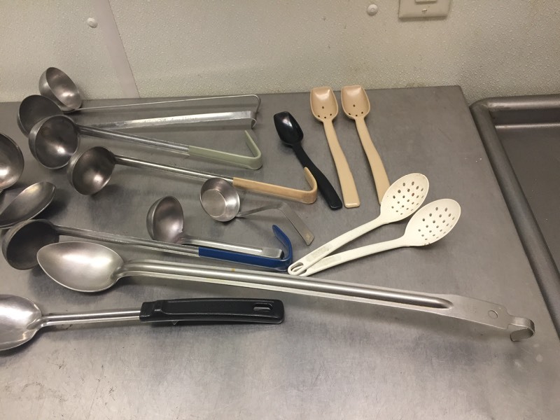 lot 160 image: Serving Spoons & Scoops