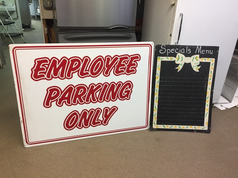 lot 185 image: Employees Only Parking Sign