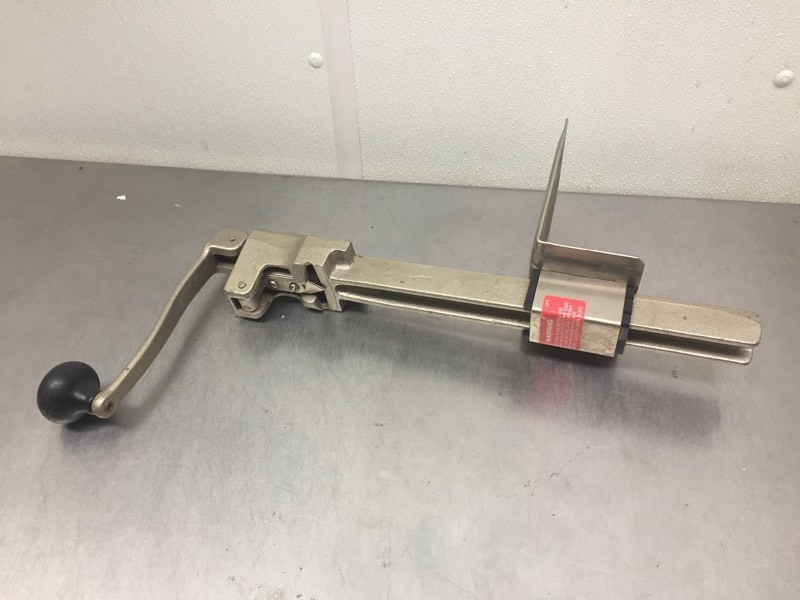 lot 201 image: Commercial Can Opener