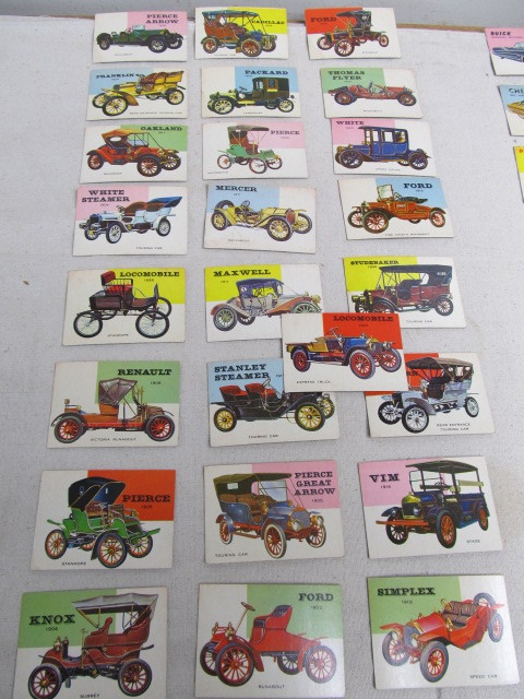 lot 57 image: Lot of Original 1950s TOPPS WORLD ON WHEELS Trading Cards