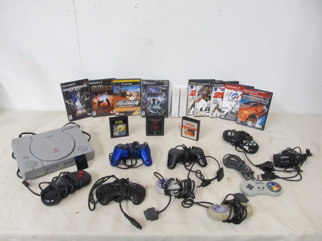 lot 190 image: Assorted Video Game System Games & Accessories
