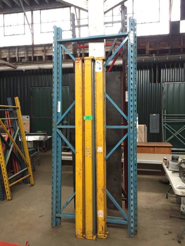 lot 19 image: EMI Pallet Rack