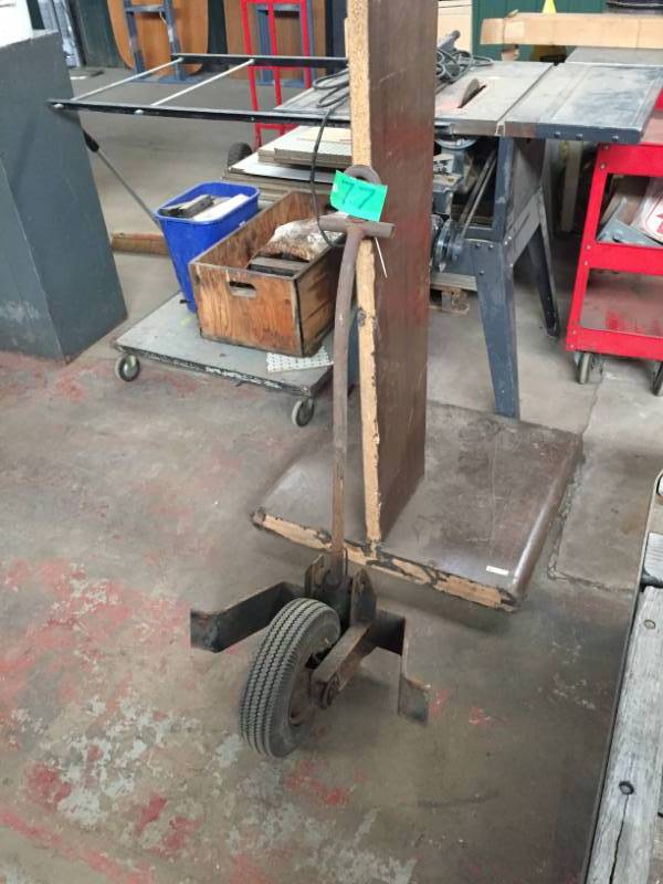 lot 77 image: One wheel whandle