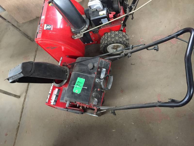 lot 79 image: Snow Blower 5hp 20
