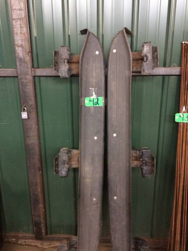lot 42 image: Two Running Boards