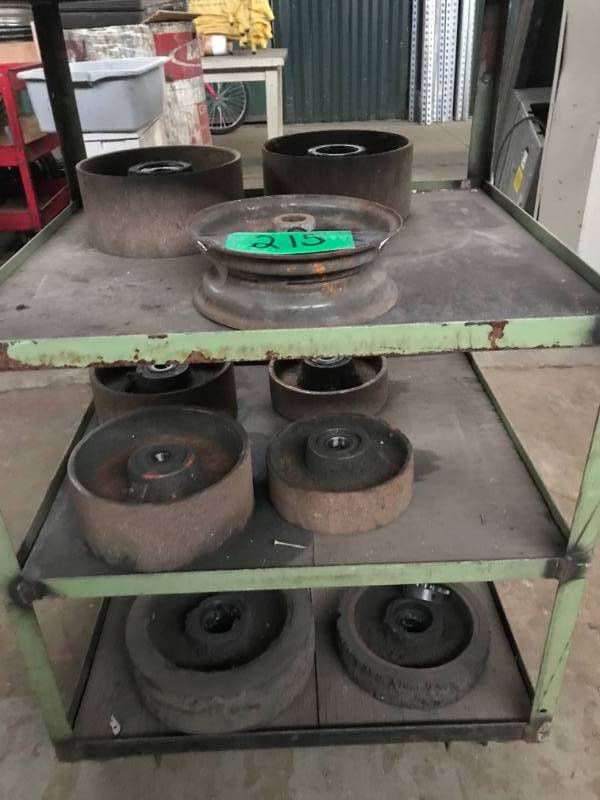 lot 215 image: Eleven Misc wheels