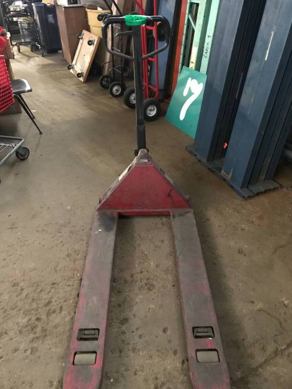 lot 221 image: Pallet Jack Red - Dayton Brand