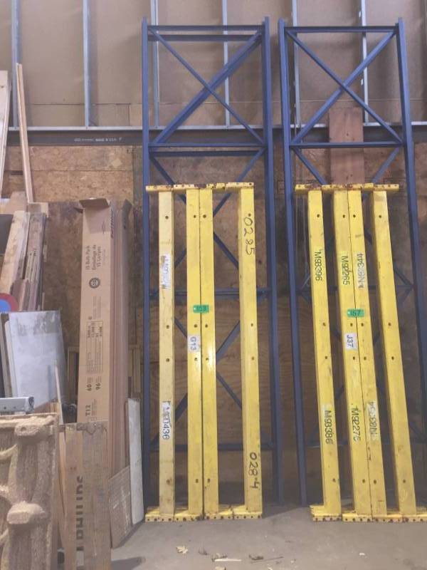 lot 158 image: Structural Pallet Rack - Blue