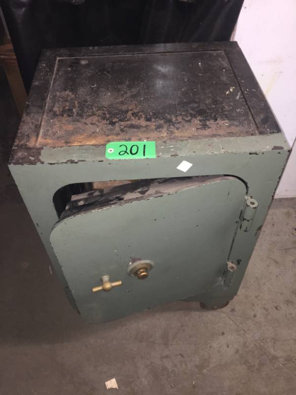 lot 201 image: Floor Safe, Antique wbrass handle