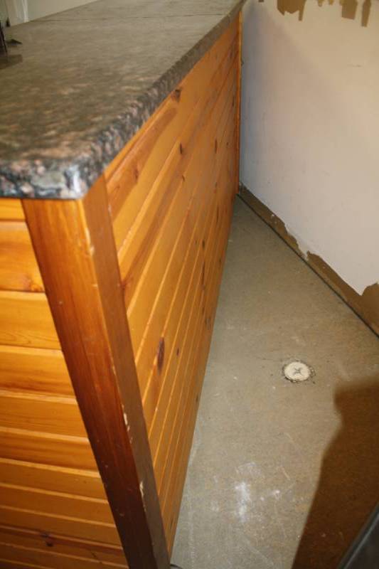 Granite Wood BarCrack in Granite