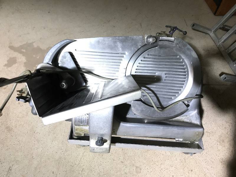Hobart SlicerModel 2612owner states in Working Order