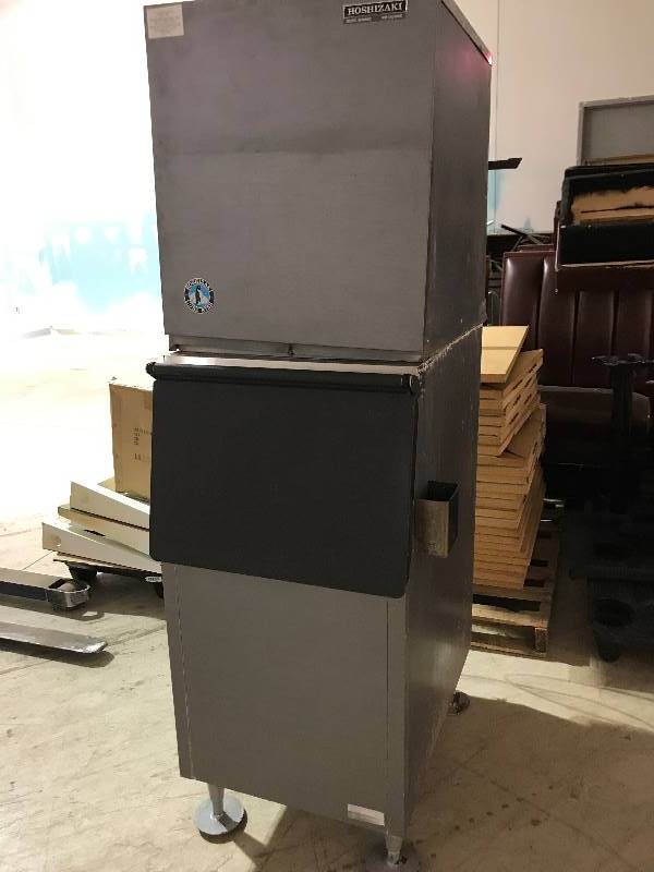 HOSHIZAKI Ice MachineModel KM-250MWE115v-120vOwner States in Working Order