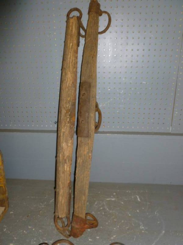 lot 7 image: Antique Horse Equipment