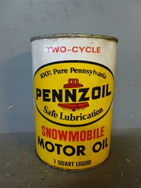 lot 31 image: Vintage Oil Can