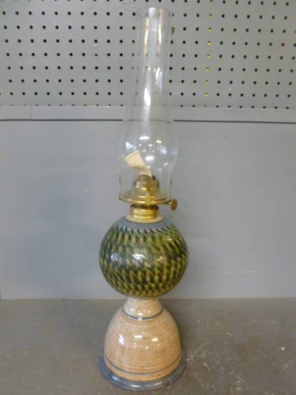 lot 60 image: Oil Lamp