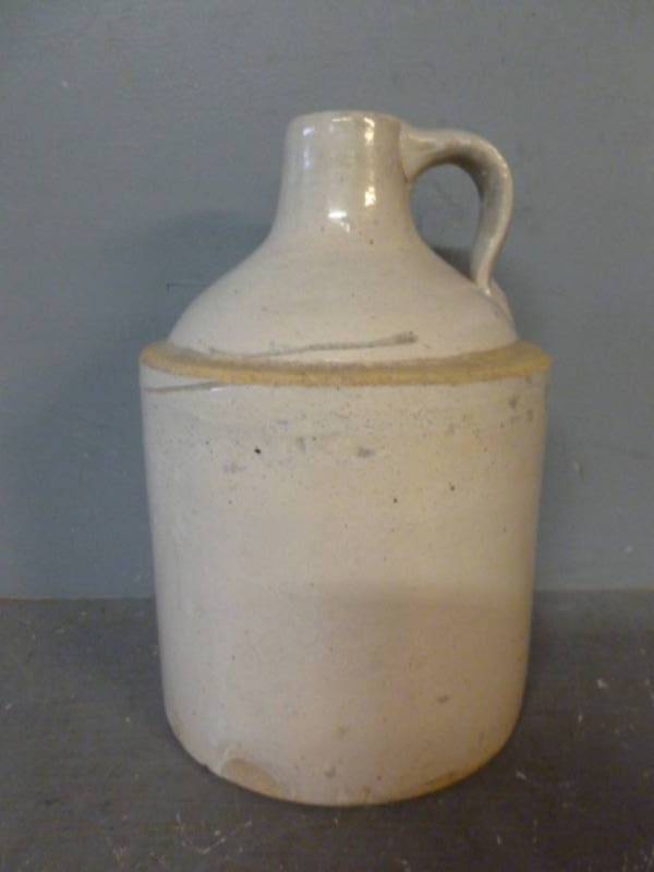 lot 68 image: Vintage Crock Jug
