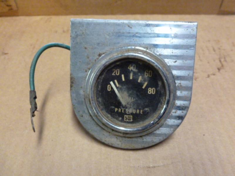 lot 75 image: Vintage Car Part