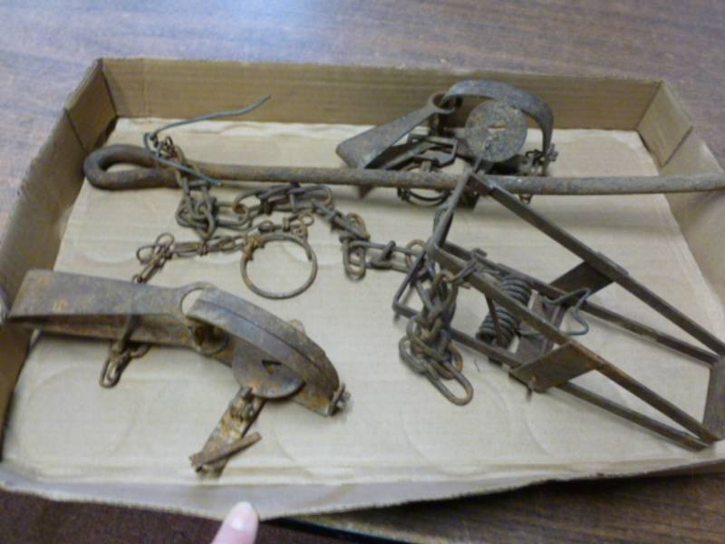 lot 83 image: Vintage Traps