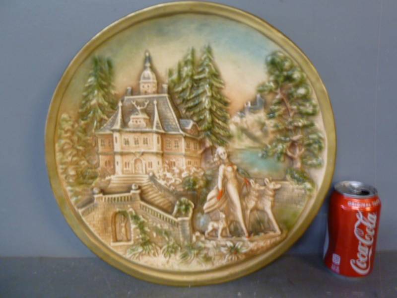 lot 97 image: Vintage Chalkware
