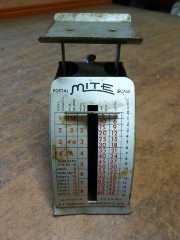 lot 100 image: Vintage Scale