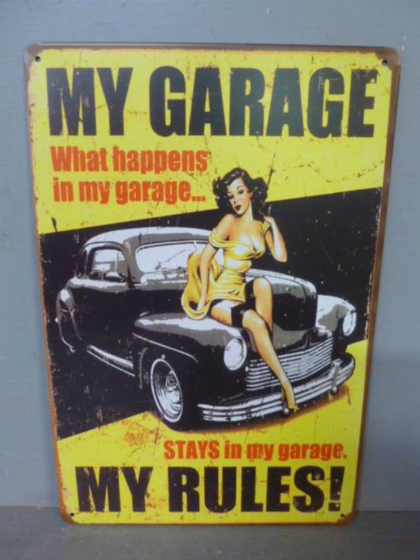 lot 115 image: Sign