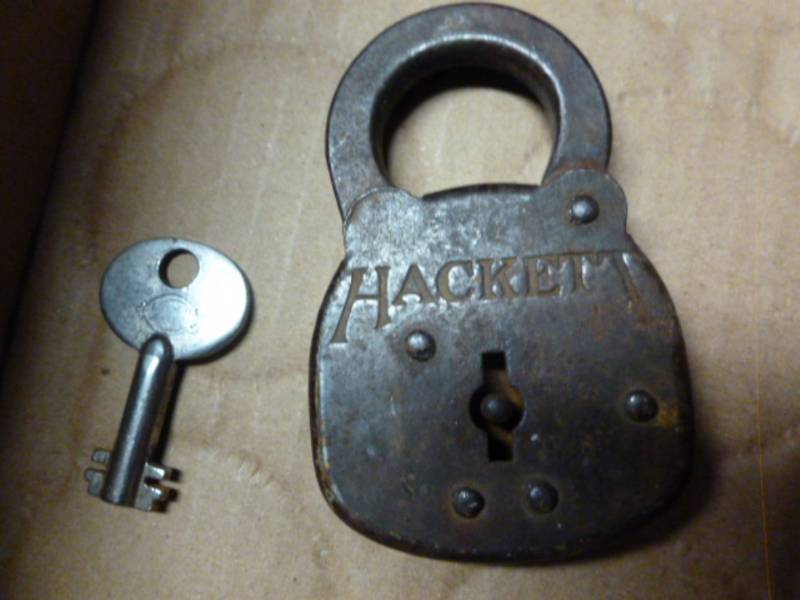 lot 147 image: Vintage Padlock