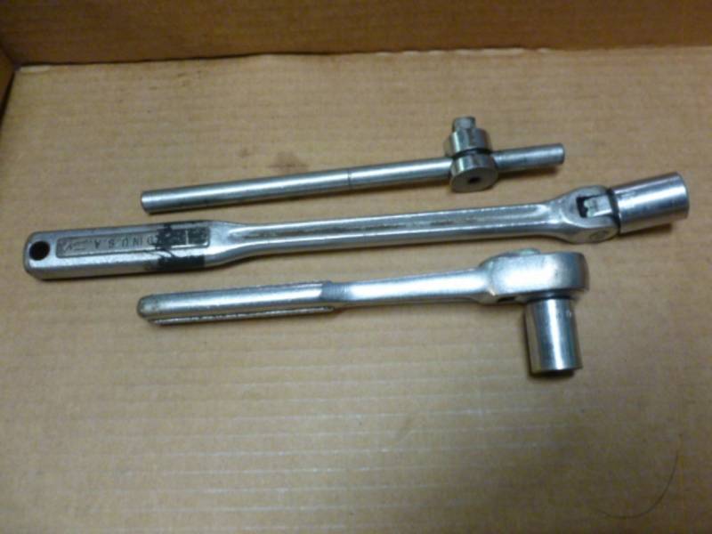 lot 198 image: Craftsman Tools