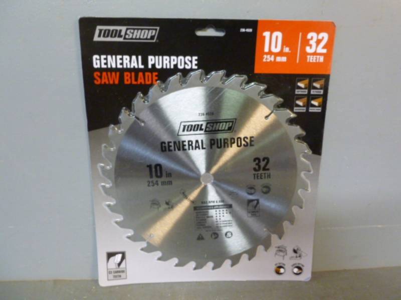 lot 201 image: New Saw Blade