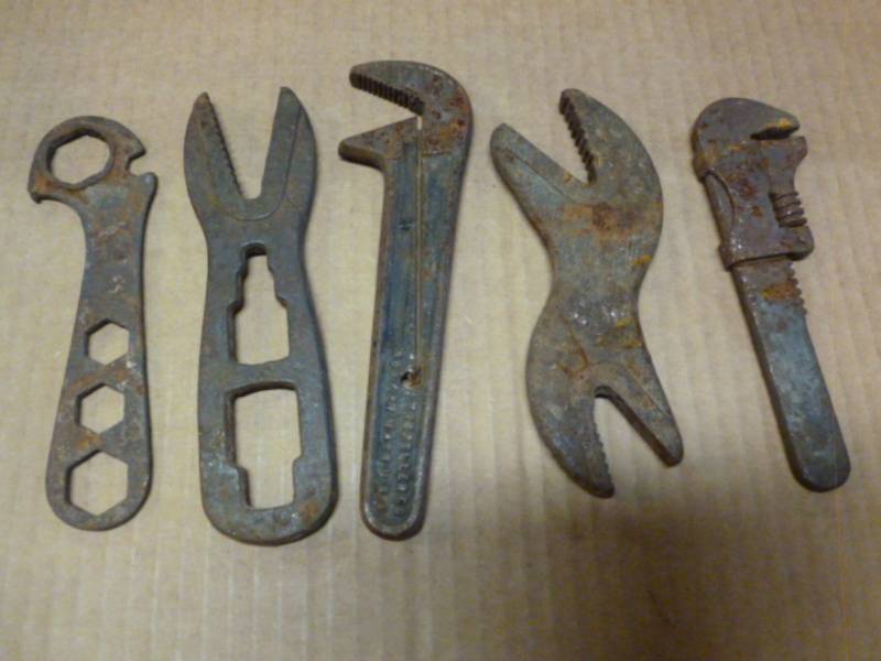 lot 205 image: Vintage Tools