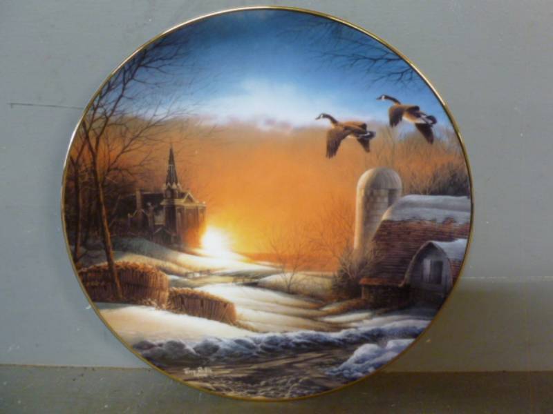 lot 243 image: Terry Redlin Plate Decoration