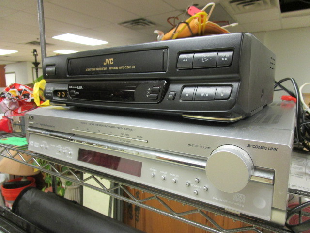 HOME THEATER DVD RECEIVER  VIDEO CASSETTE RECORDER