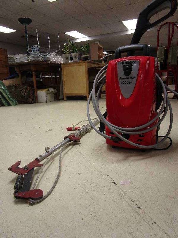 HUSKY POWER-WASHER  TREE SAW EXTENSION HANDLE