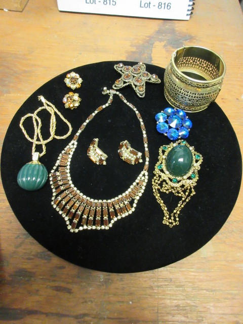 lot 816 image: HIGH END DESIGNER VINTAGE