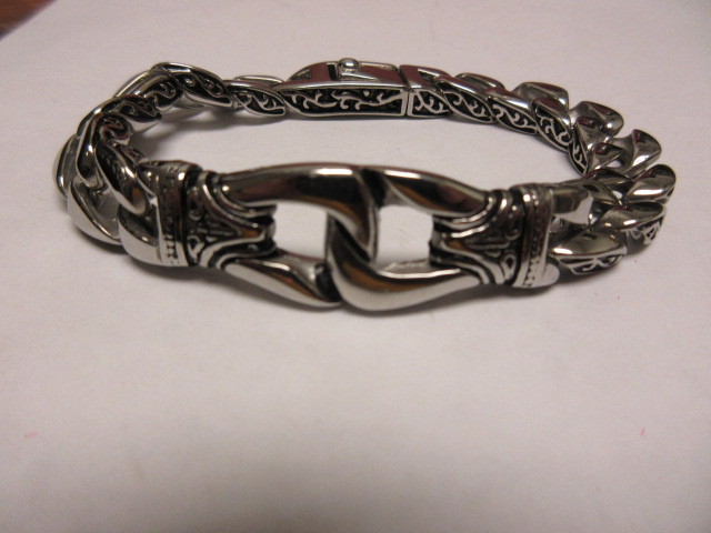 lot 827 image: MENS STEEL BIKER BOHO 8 CURB BRACELET