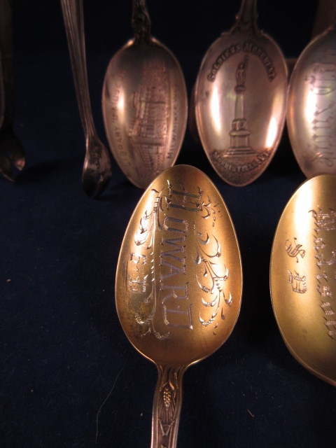 lot 853 image: 12 STERLING SPOONS
