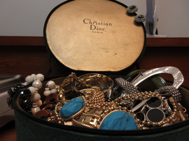 lot 805 image: DIOR BOX OF VINTAGE PIECES