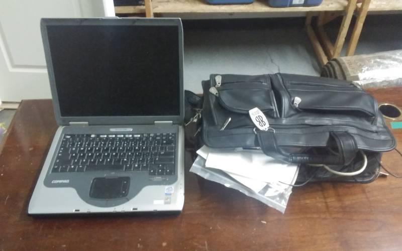 Compac Laptop Computer, Charger, Carrying Case & Software