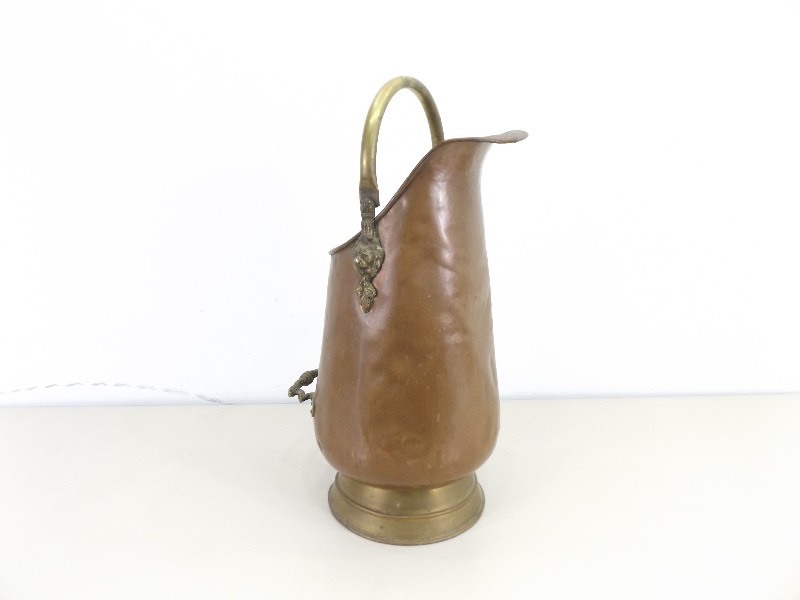 lot 34 image: Antique Copper and Brass Scuttle Coal Bucket
