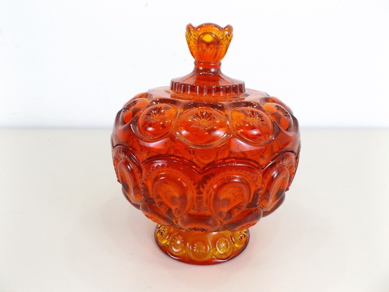 lot 44 image: Vintage Fenton Amberina Pedestal Covered Candy Dish