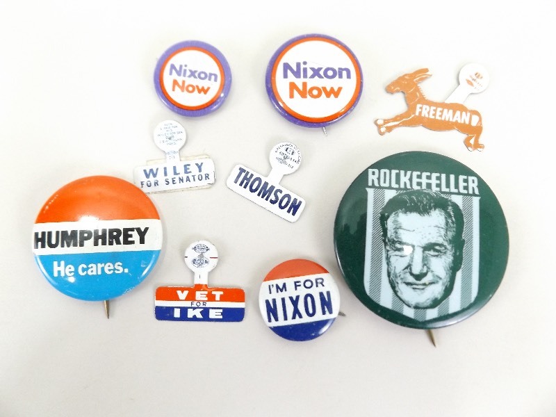 lot 72 image: Lot of Vintage Political Campaign Buttons