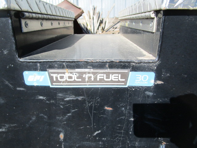lot 9 image: Pickup Fuel TankTool Box