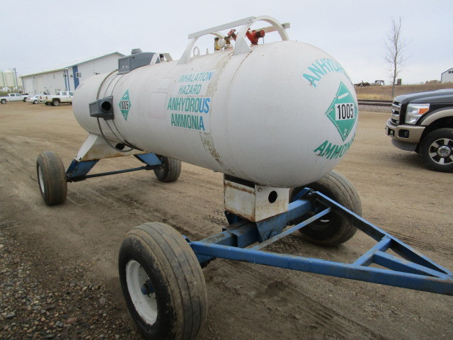 lot 15 image: 1,000 gal Anhydrous TankTrailer