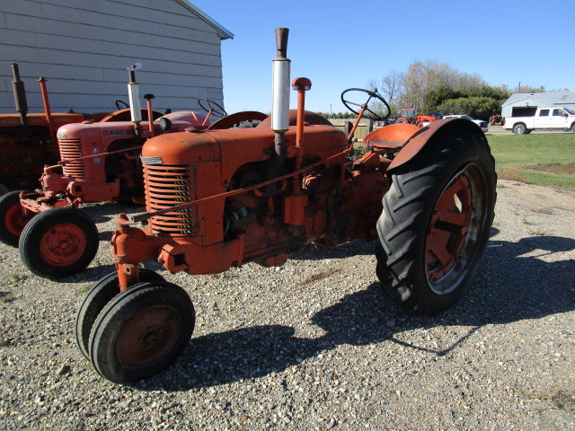 lot 28 image: Case SC Tractor