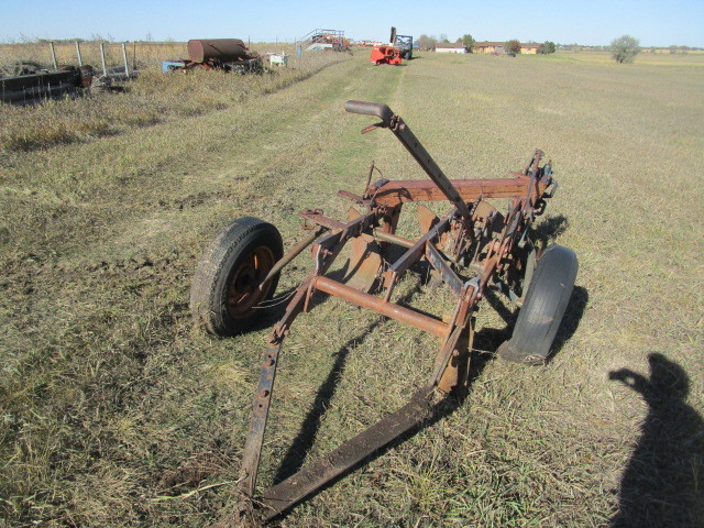 lot 35 image: 3 Bottom Plow