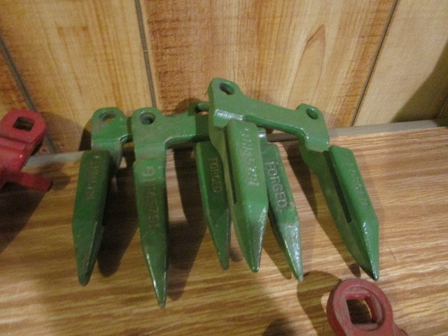 lot 48 image: Various Guards, Pickup Teeth & Twine